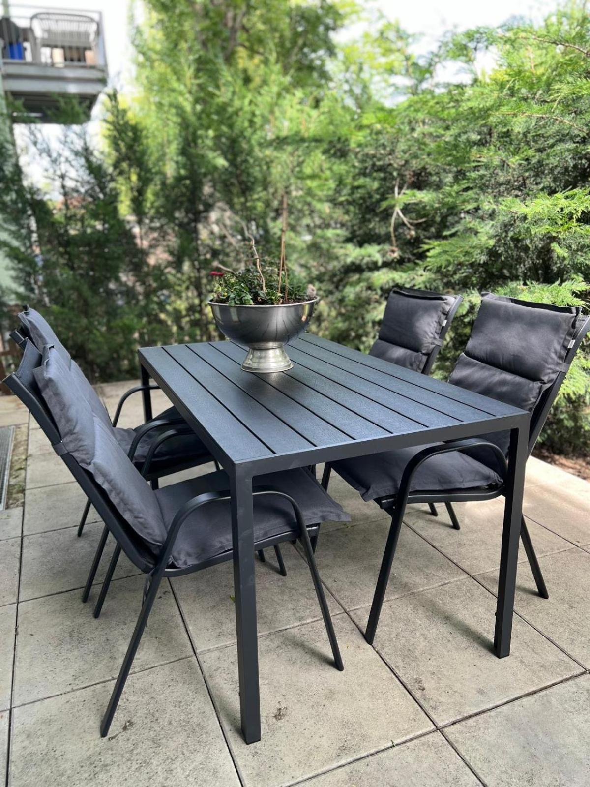 Mintara Komfort Apartment Mit Grill -Terrasse, Sky Und Parkplatz Magdeburgo Exterior foto
